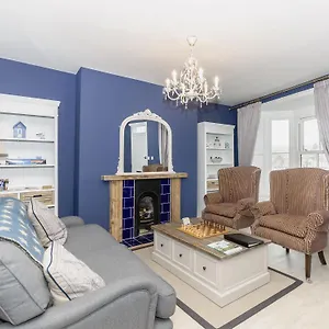 Frankland House Holiday home